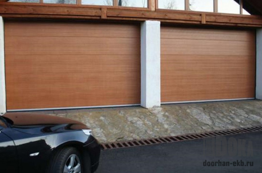 Ворота секционные гаражные Doorhan RSD01SC-01 цвет Золотой дуб