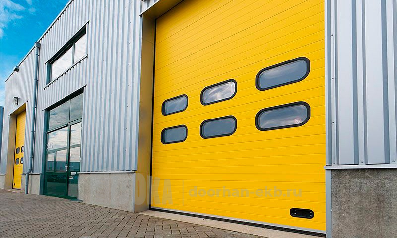 Ворота промышленные секционные подъемные с окошками ral 1003 ярко-желтый