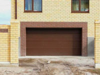 Подъемные секционные ворота для гаража 2500х2515  цвет коричневый RAL8014 структура доска  - Дока-Дорхан