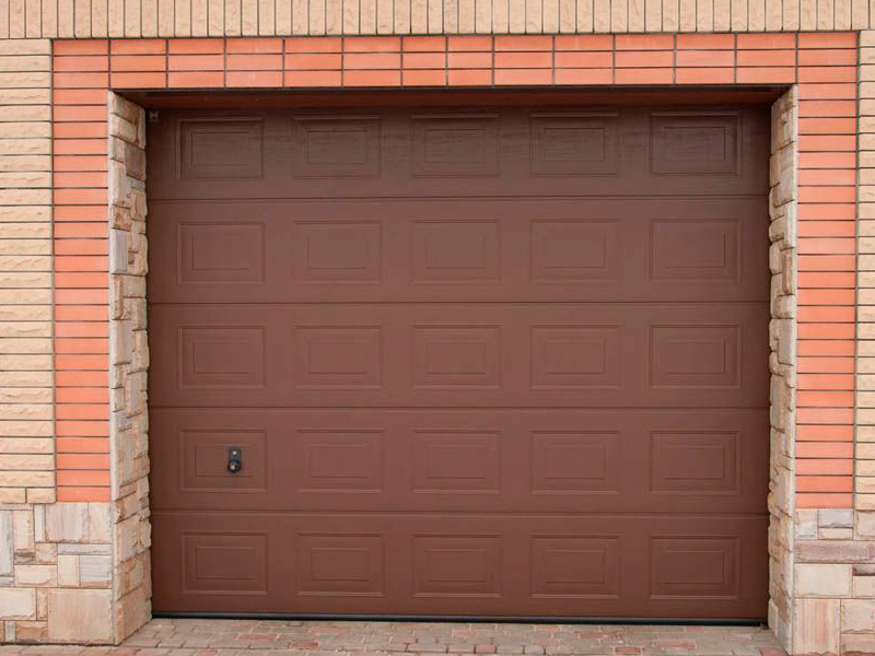 Подъемные ворота для гаража 2750*2215 цвет коричневый RAL8017 структура филенка  - Дока Екатеринбург