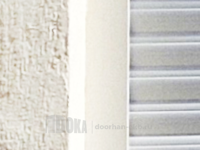 Ворота подъемные секционные цвет полотна белый 9003 - купить Дока-Дорхан в Екатеринбурге