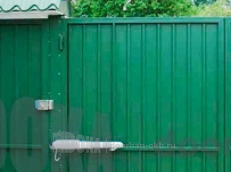 Ворота  из металла с распшными створками 2000×3000 зеленые
